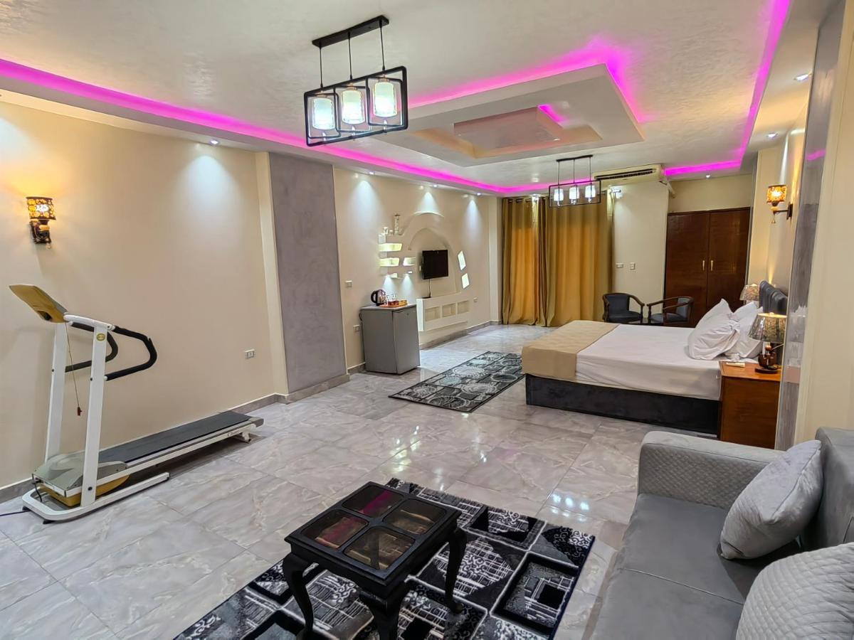 Gem Overlooking Inn Nazlet el Simman ภายนอก รูปภาพ